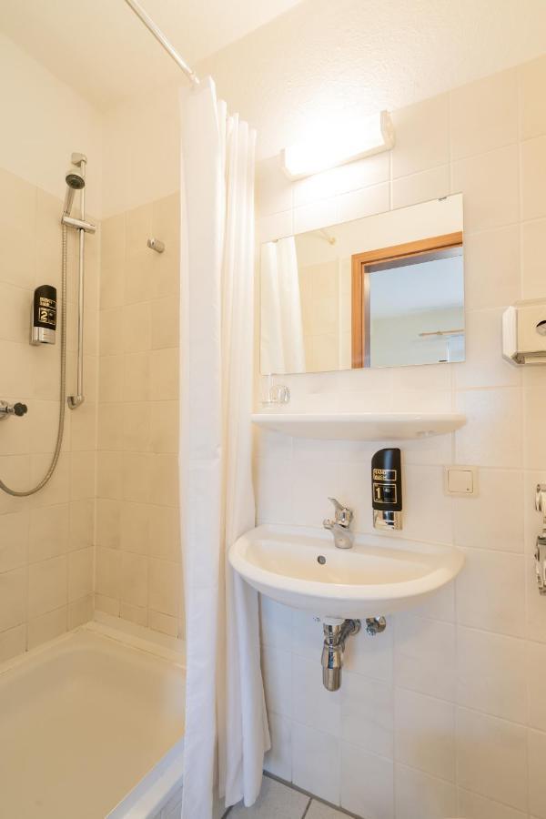 Hotel Dori'S 108 Берлин Екстериор снимка