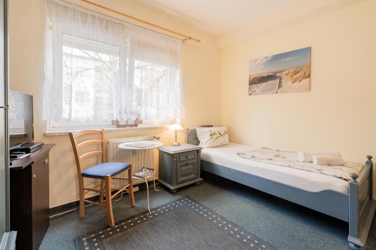 Hotel Dori'S 108 Берлин Екстериор снимка